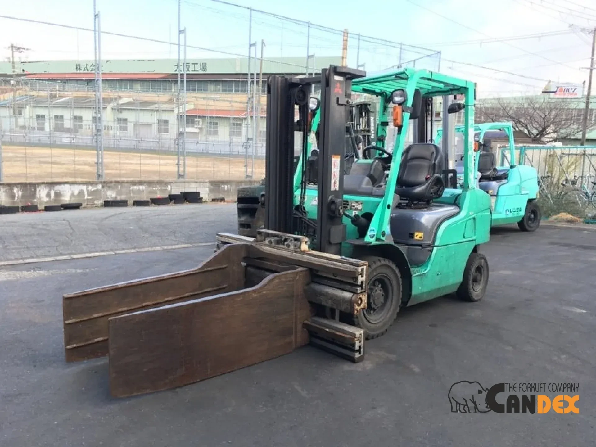 motostivuitor diesel 2.5 tone folosit Mitsubishi an fab 2020 pentru domeniu reciclare RATE