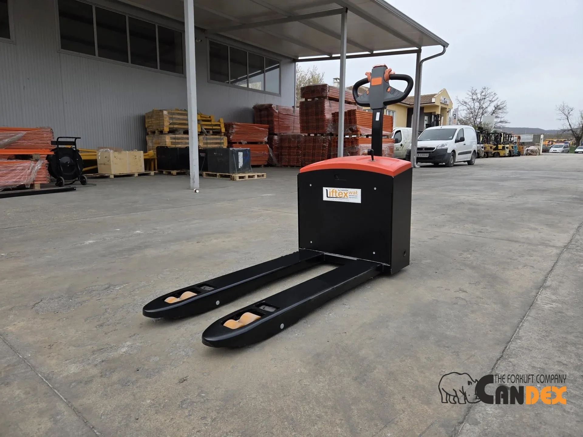 transpalet electric 3 tone Agm cu roti laterale de sprijin