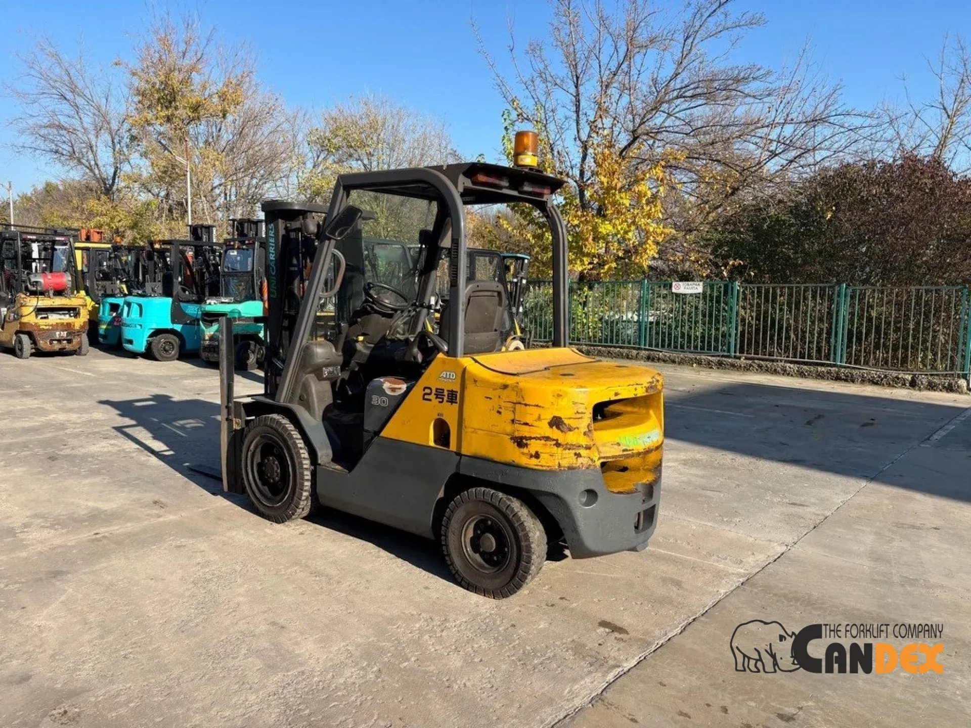 motostivuitor diesel 3 tone folosit Nissan an 2016