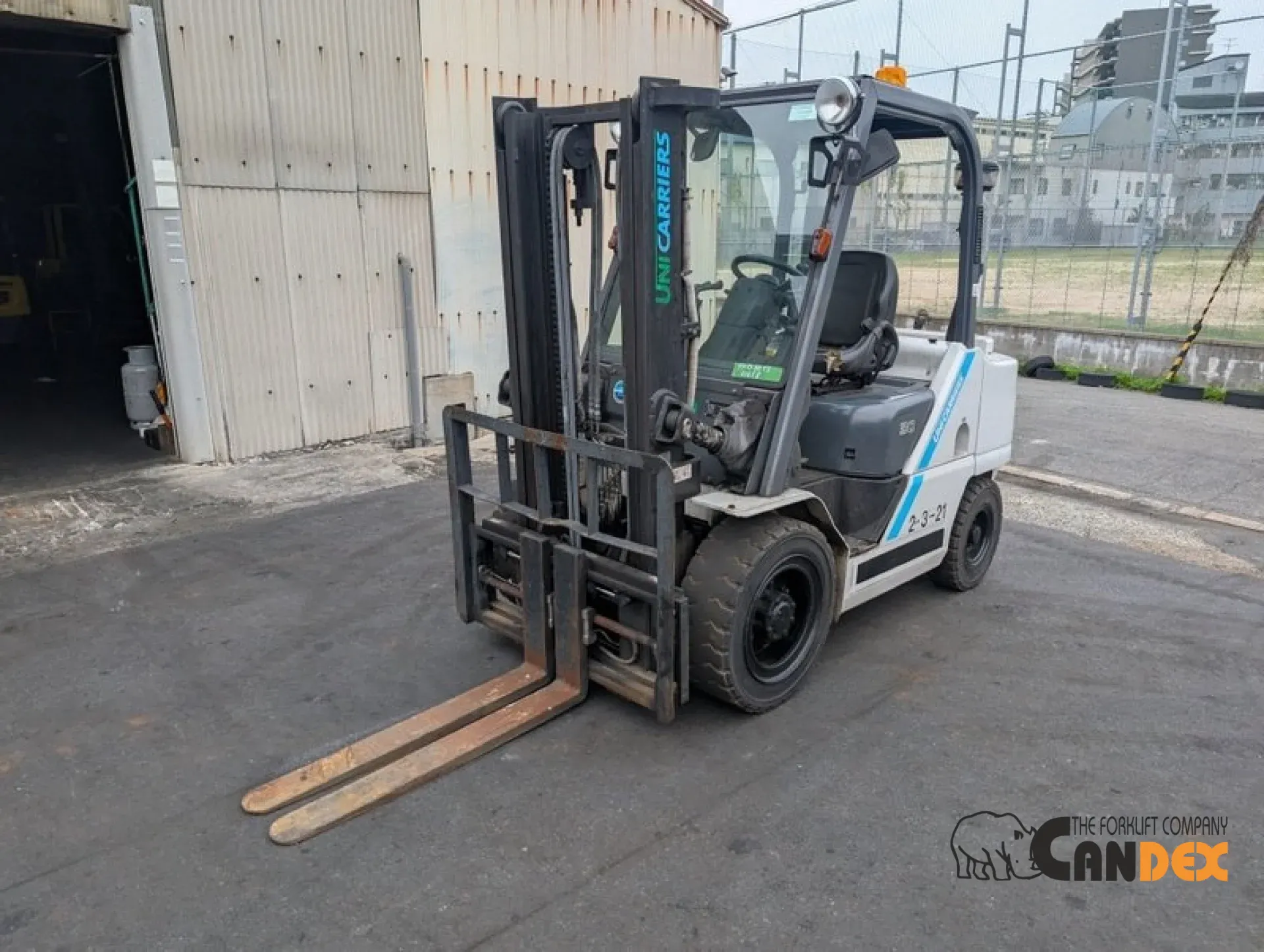 motostivuitor diesel 3 tone utilizat cu garantie Nissan an 2017